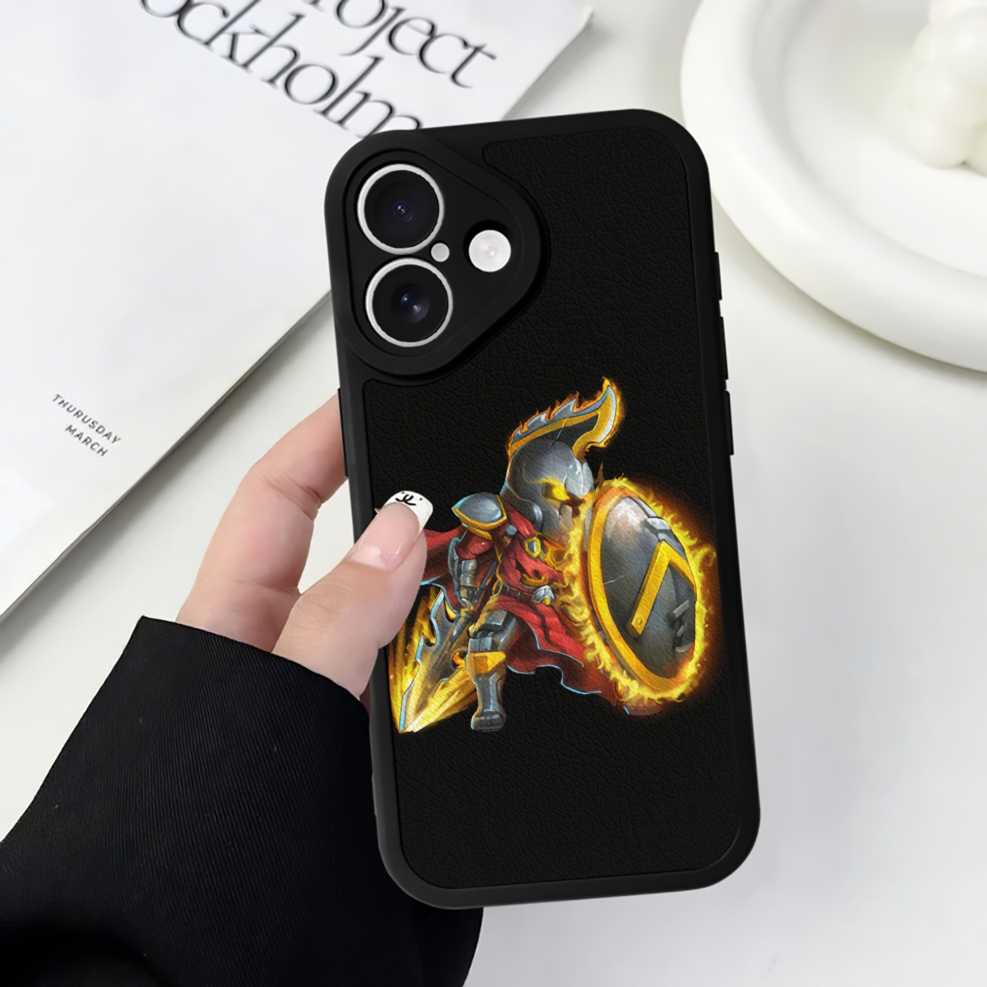リーグ・オブ・レジェンド League of Legends LOL 【iPhone 16シリーズ対応】シリコンスマホケース（レザー調） 材質：シリコン